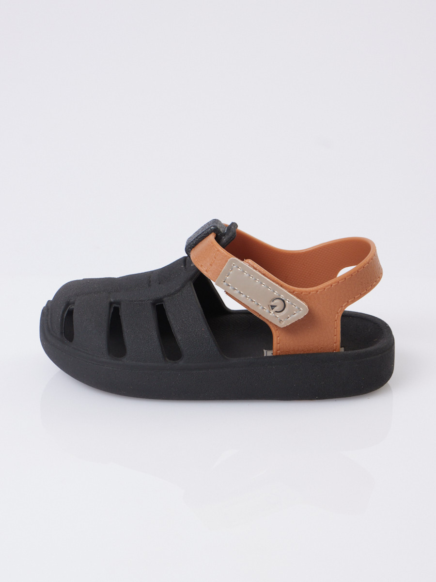Black/Brown